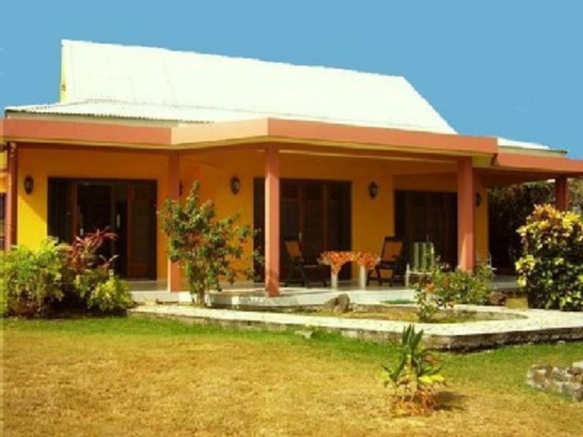 Villas Creoles Sainte-Anne Exterior photo